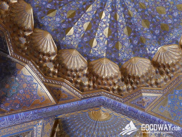 Мавзолей Ак-Сарай