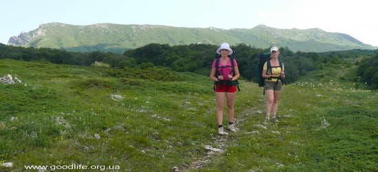 позади-верхнее плато Чатыр-Даг