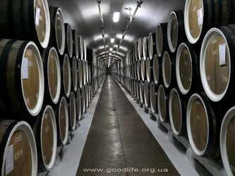 винные подвалы