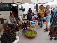 Рынок в Карахаите