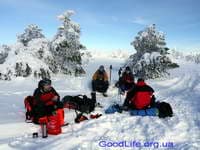 Обед на яйле зимой